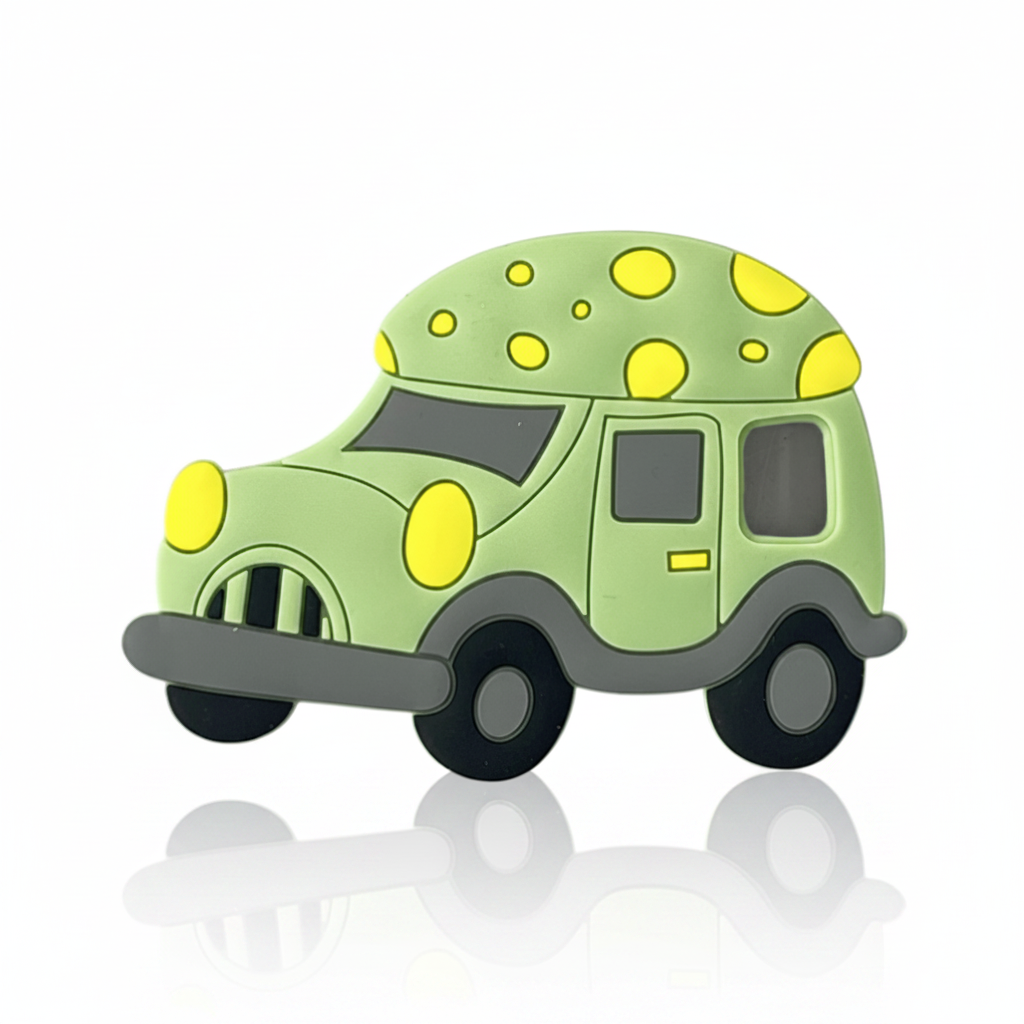 Bebi glodalica u obliku kamp vozila pastelno zelene boje sa teksturiranim površinama za žvakanje bez sadržaja toksičnih materija.